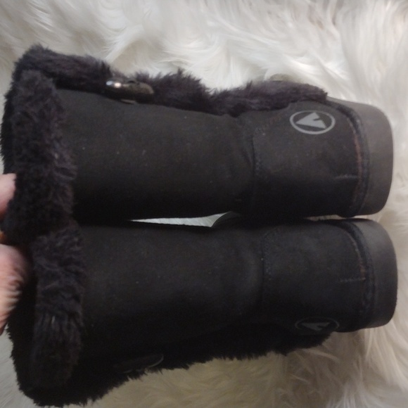 Airwalk sherpa lined suede booties black sz 6 1/2 - Picture 7 of 11